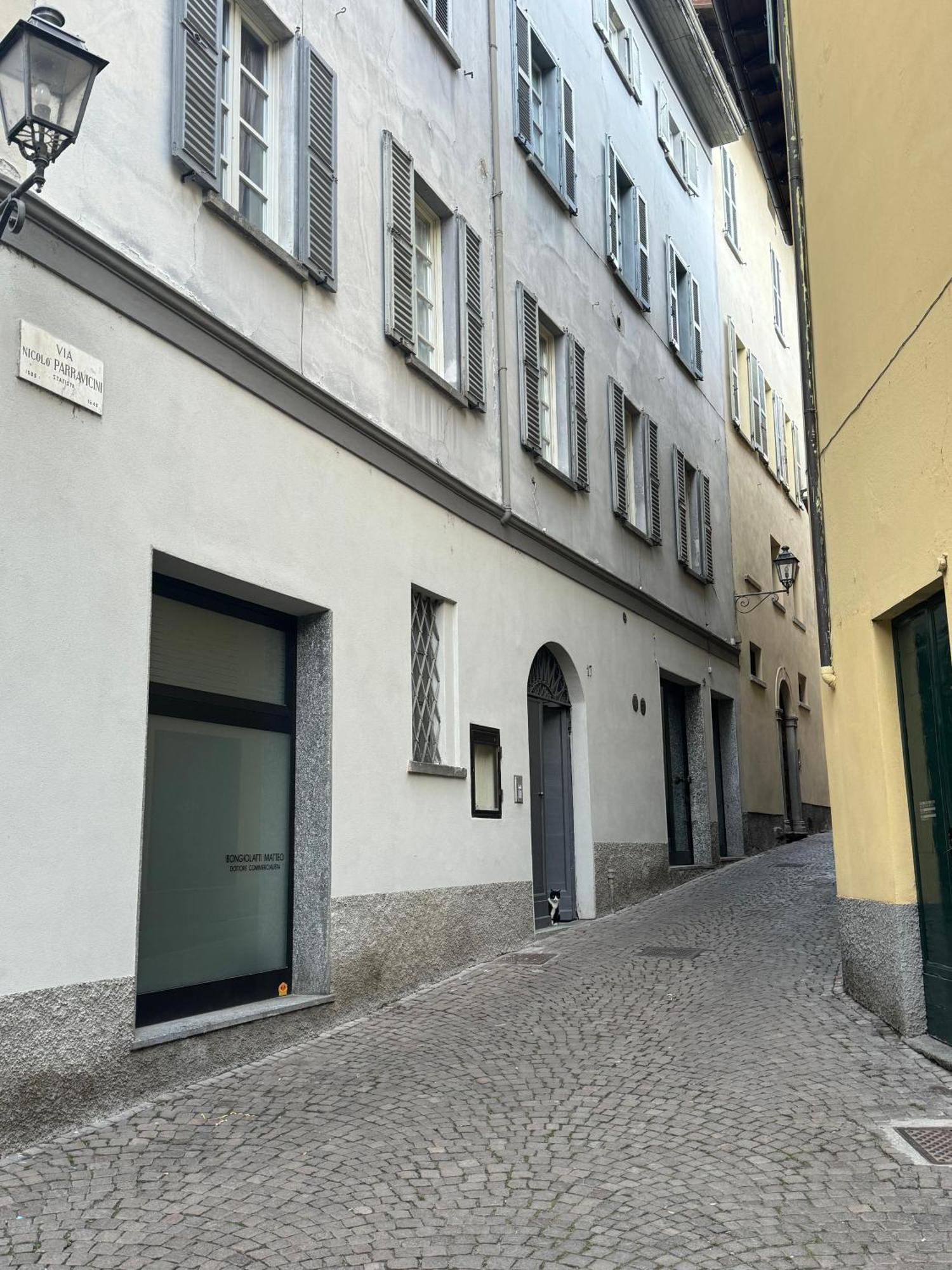 Casa Parravicini Apartment Sondrio Exterior foto